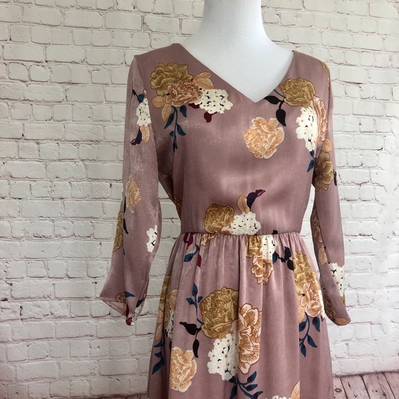 Mauve Floral Dress - Picture 3 of 8